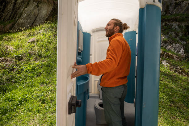 Portable Toilet Options We Offer in Snead, AL